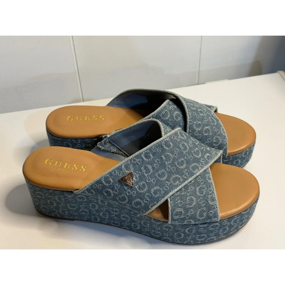 GUESS Denim Logo Platform Wedge Sandals Crisscross Womens SZ 7.5M Stylish Casul - Picture 2 of 9